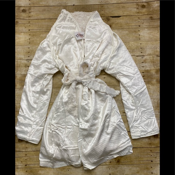 Keiki Co Other - Keiki Co. Coat or Robe
